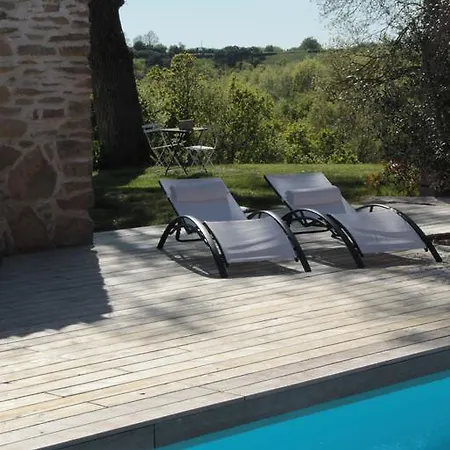 Mantely Holiday home