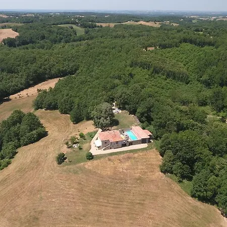 Mantely Holiday home